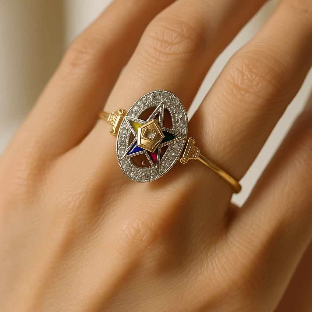 14K Gold 0.10 ctw Diamond Masonic Ring Size 4.25