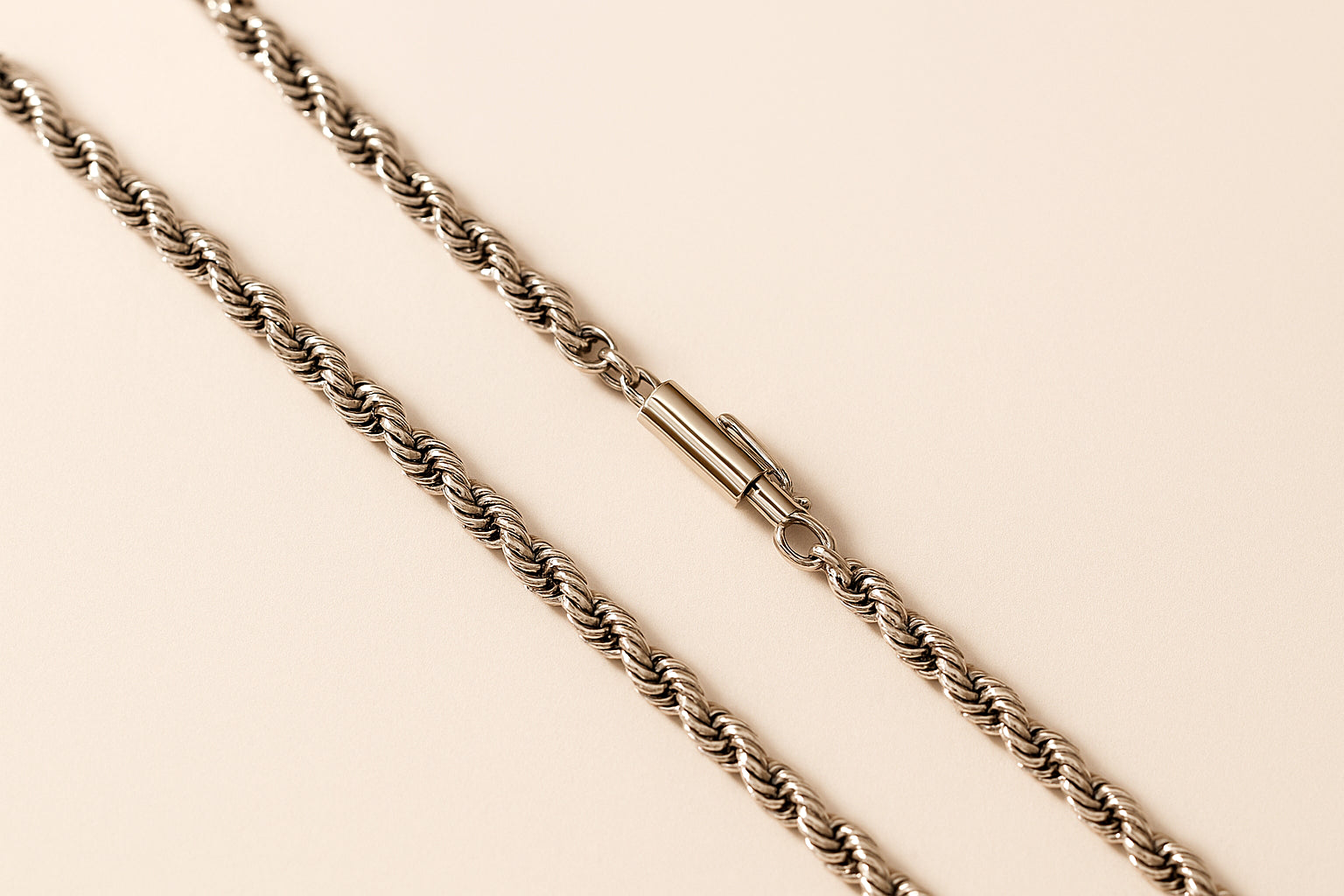 14K White Gold Rope Chain 18"