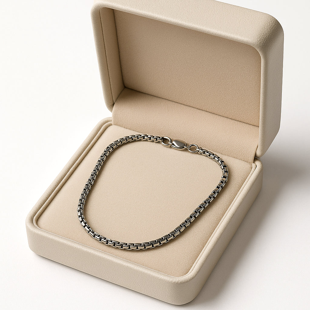 14K White Gold Rounded Box Chain Necklace