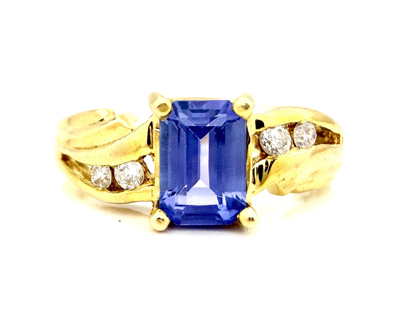 14K Gold Tanzanite & Diamond Ring 2