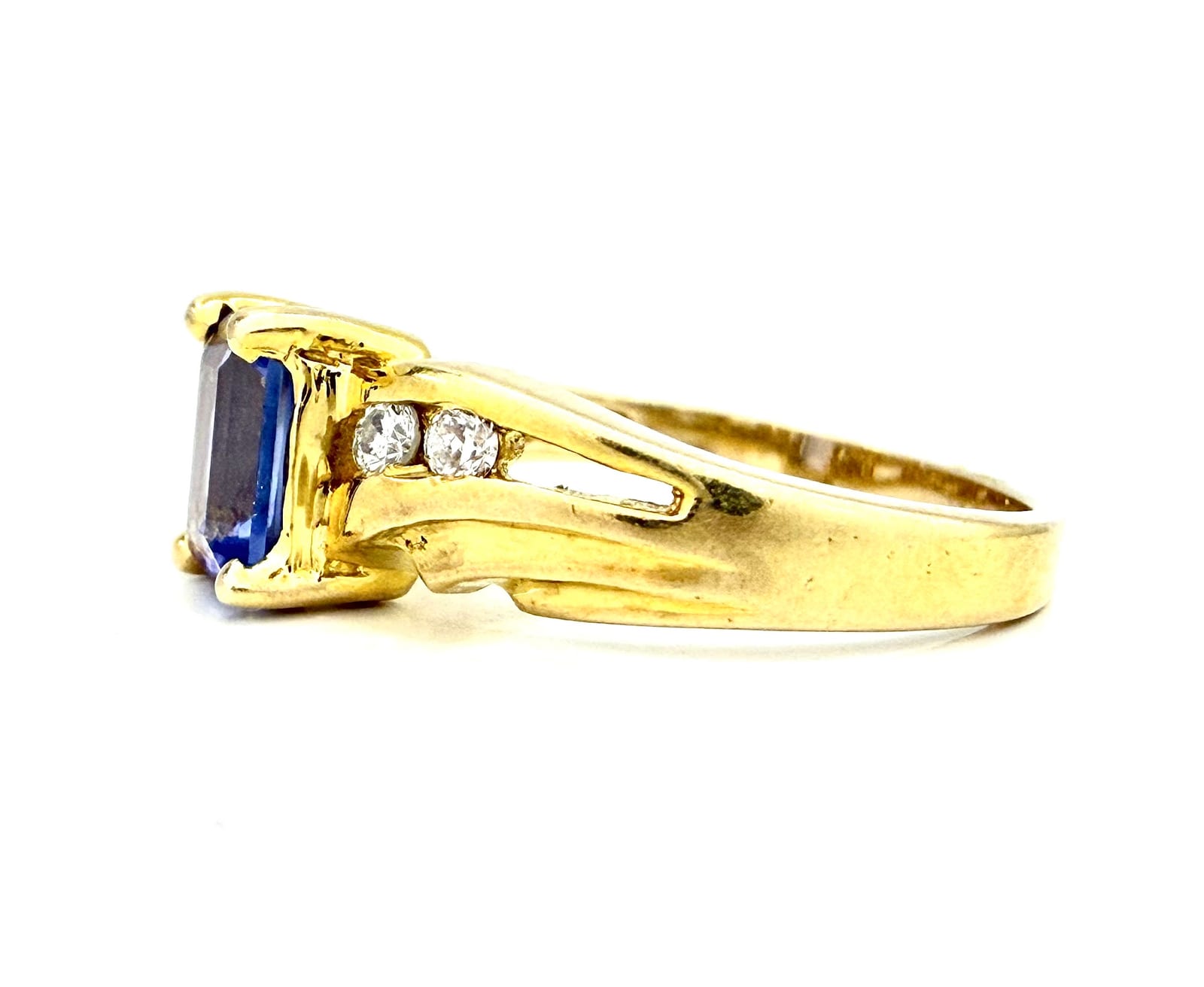 14K Gold Tanzanite & Diamond Ring 4