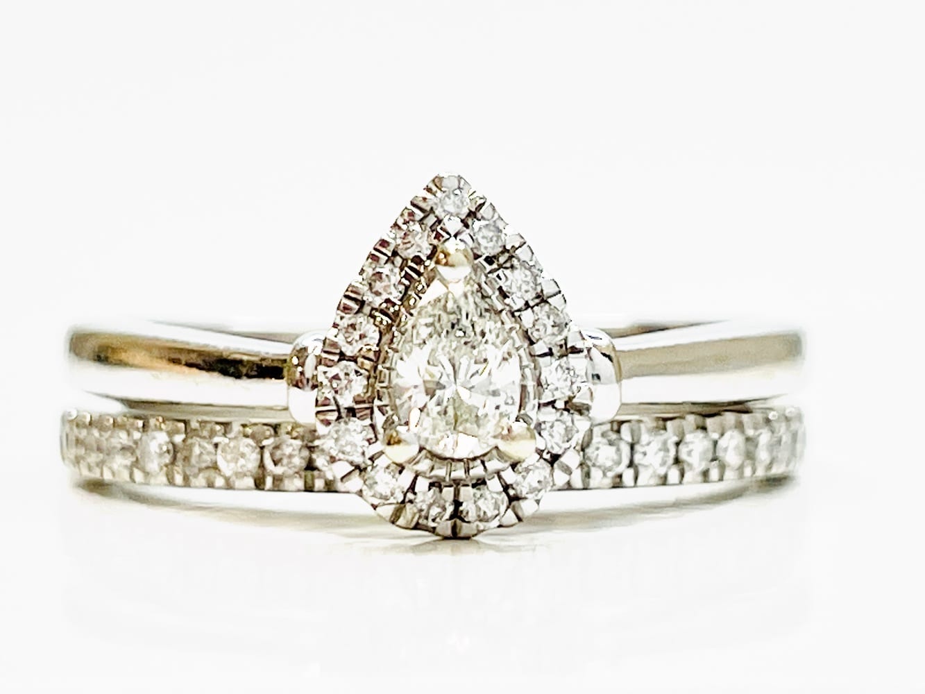 Heart Of Twinkle: 14K White Gold Diamond Ring 2