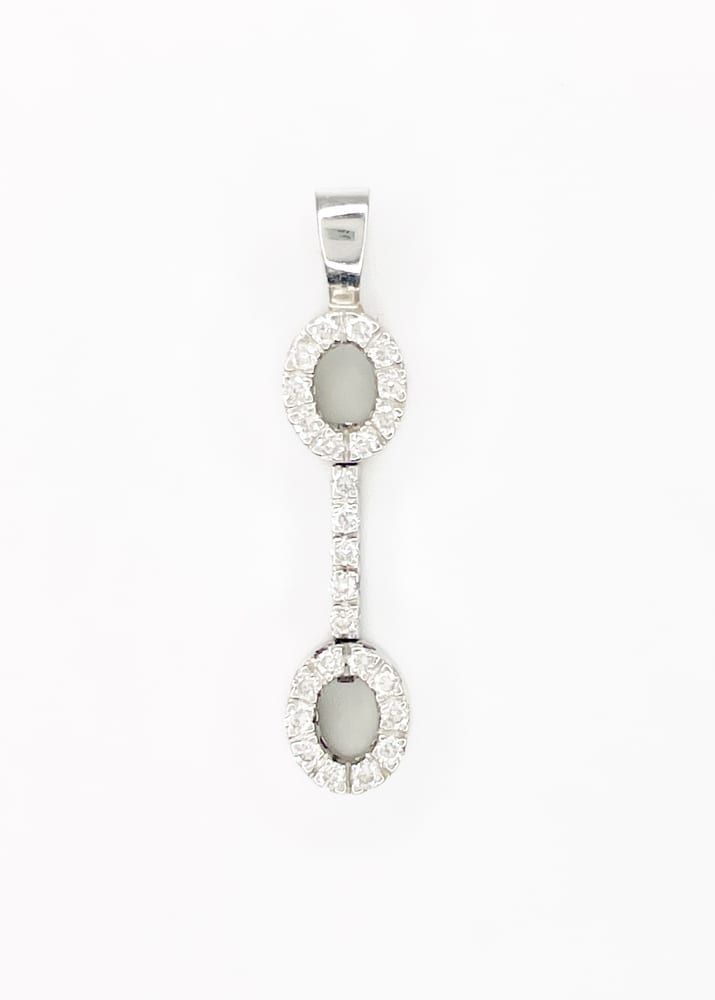 Timeless 18K White Gold Diamond Pendant 1