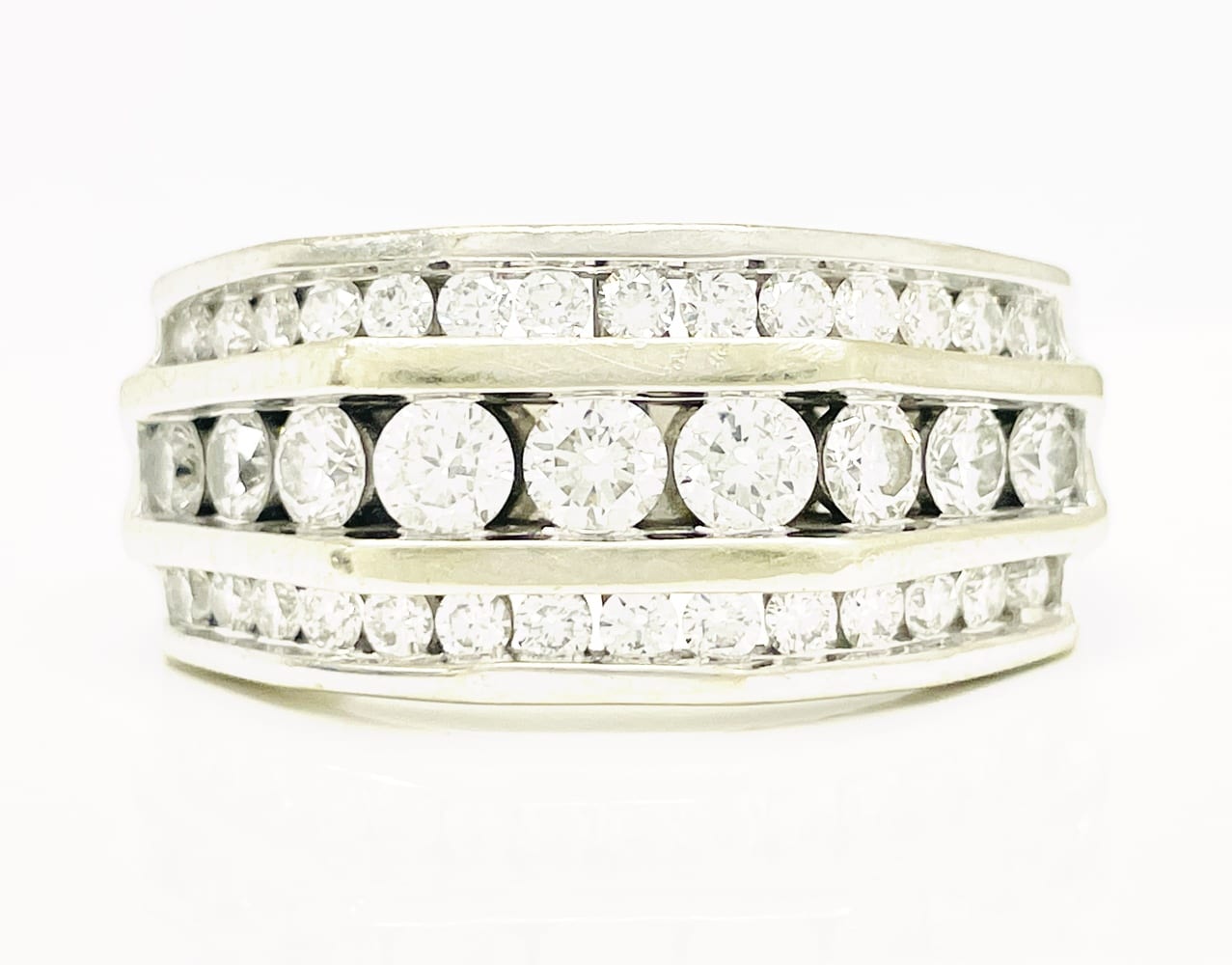10K White Gold Men's Diamond Ring 1