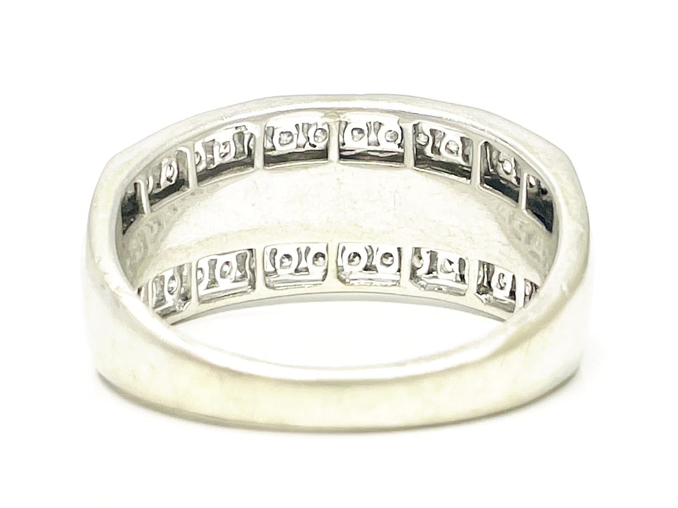 10K White Gold Men's Diamond Ring 5