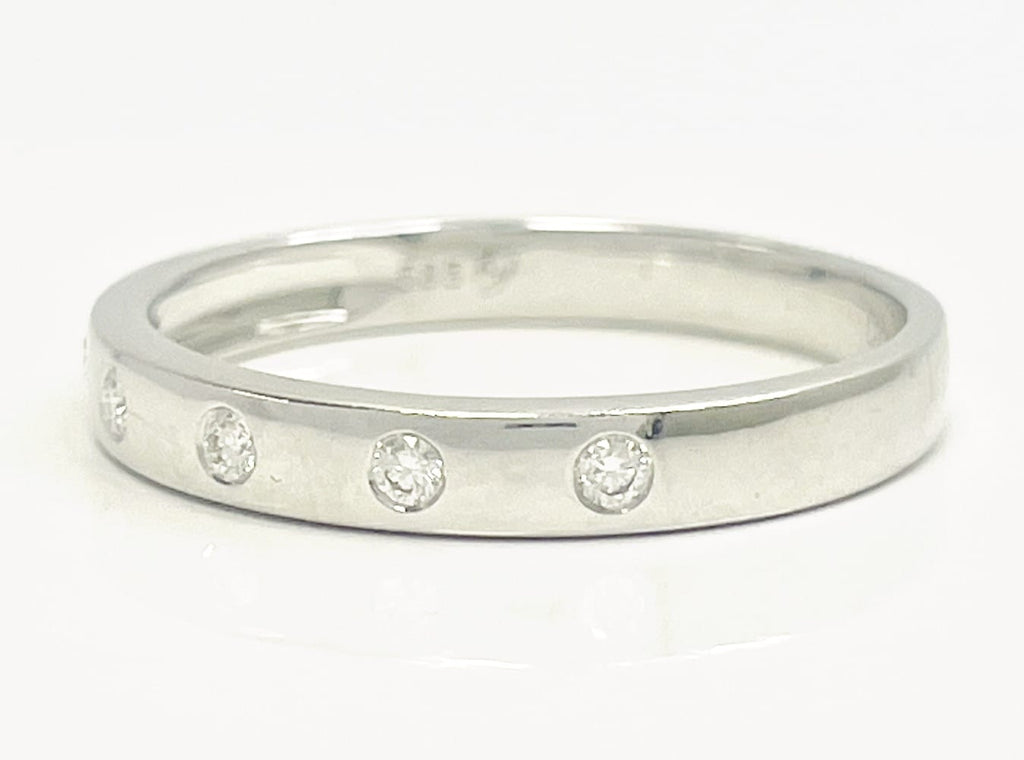 Elegant 14K White Gold Diamond Ring 2