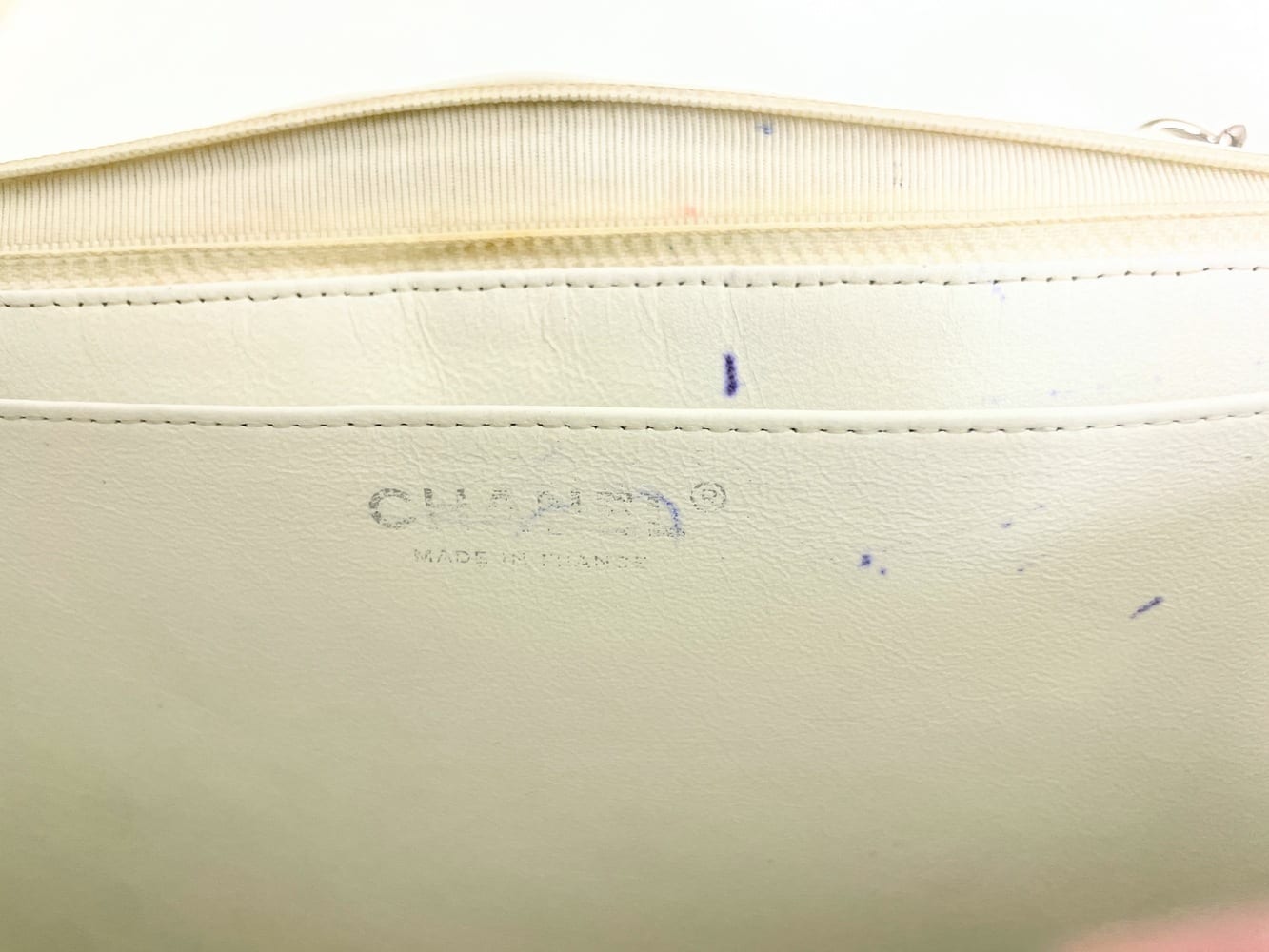 Chanel Jumbo Caviar Classic Flap White 12
