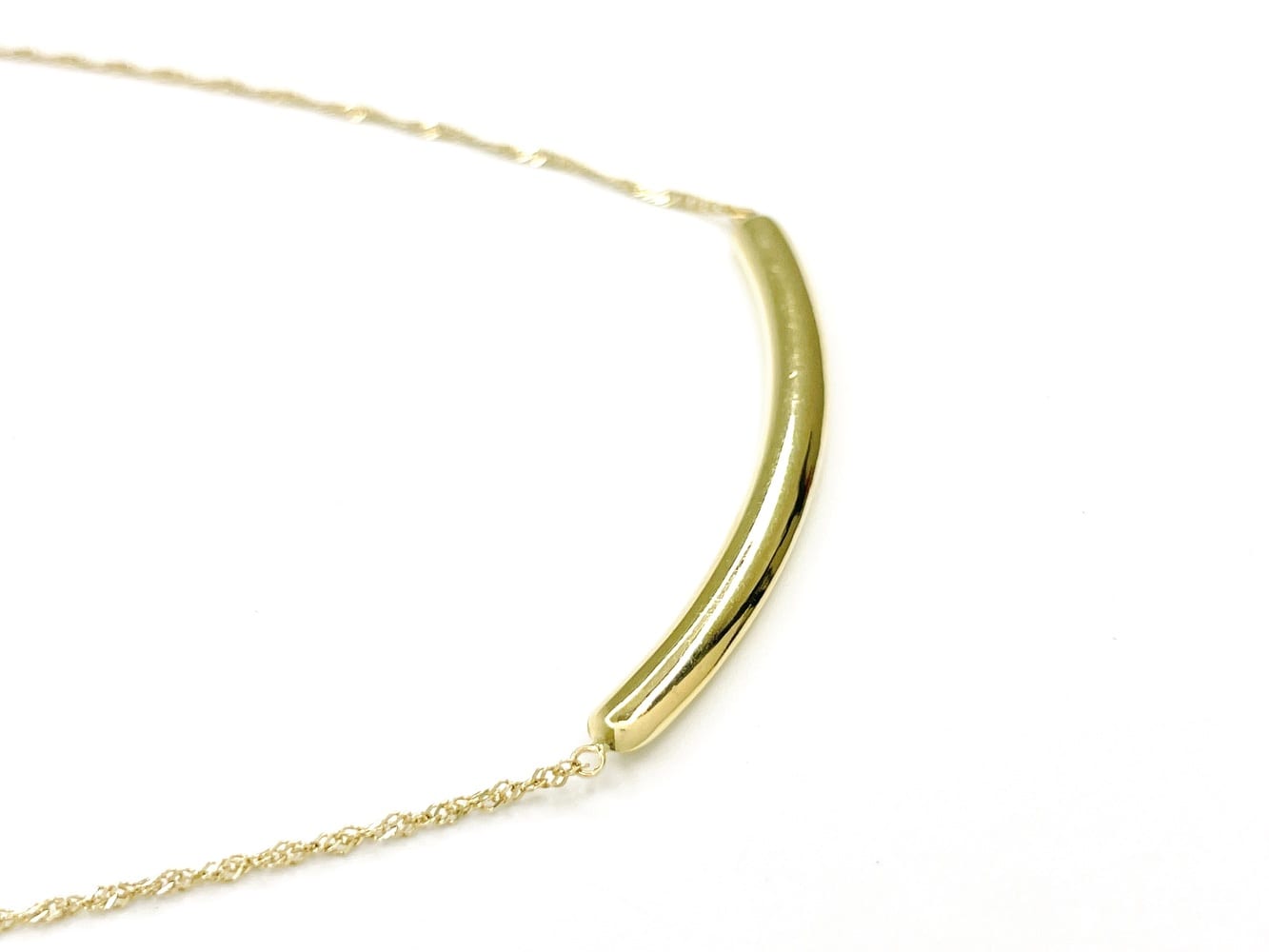10K Yellow Gold Curved Bar Necklace 3