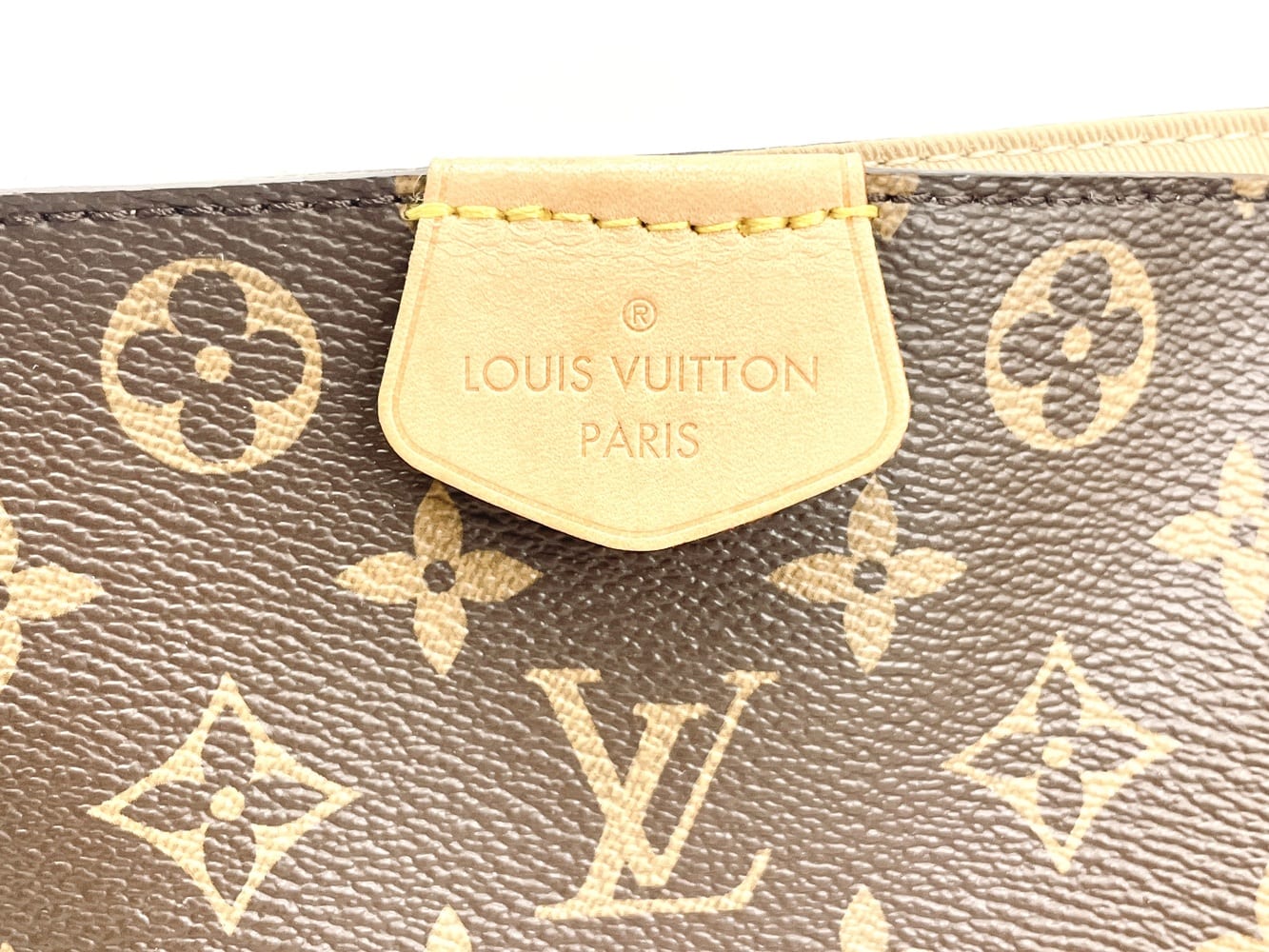 Louis Vuitton Graceful PM Shoulder Bag 3
