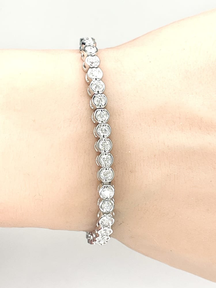 18K White Gold Diamond Tennis Bracelet 5