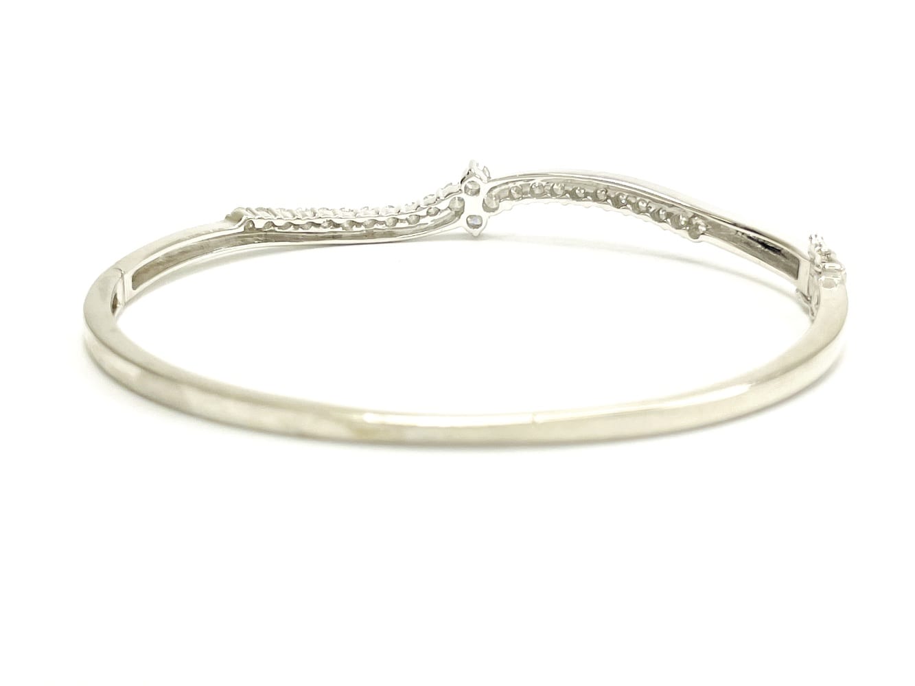 18K White Gold Diamond Bangle 1.40 CTW 4