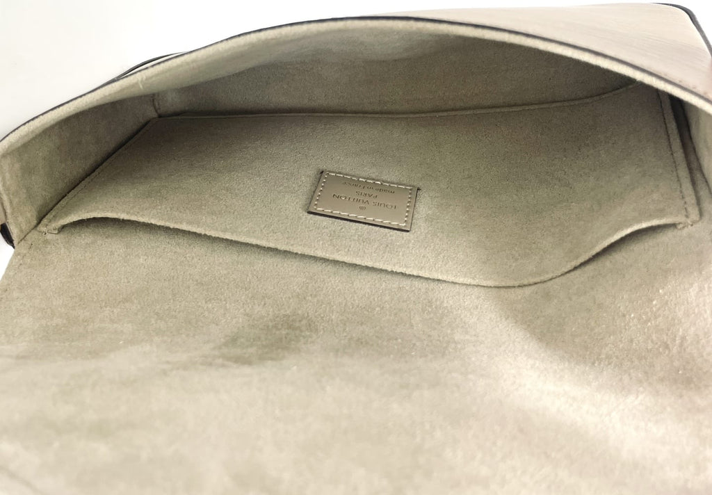 Louis Vuitton Felicie Pochette in Epi Leather 10