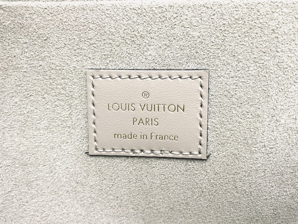 Louis Vuitton Felicie Pochette in Epi Leather 11
