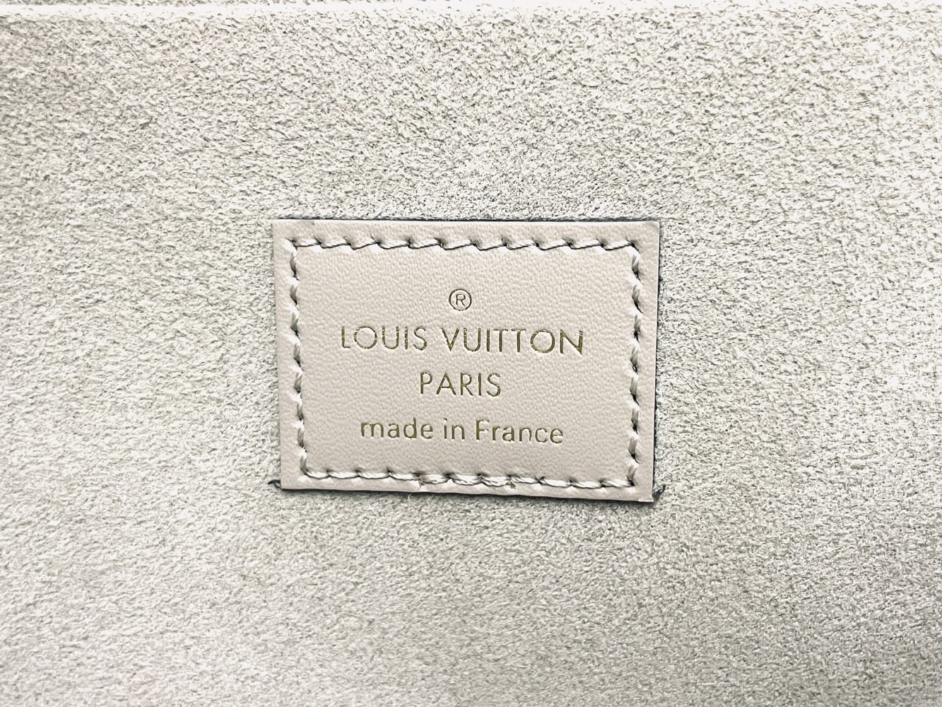 Louis Vuitton Felicie Pochette in Epi Leather 11