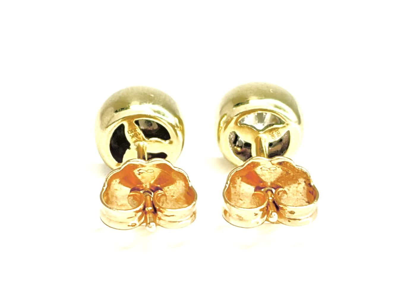 10K Gold Diamond Stud Earrings 5