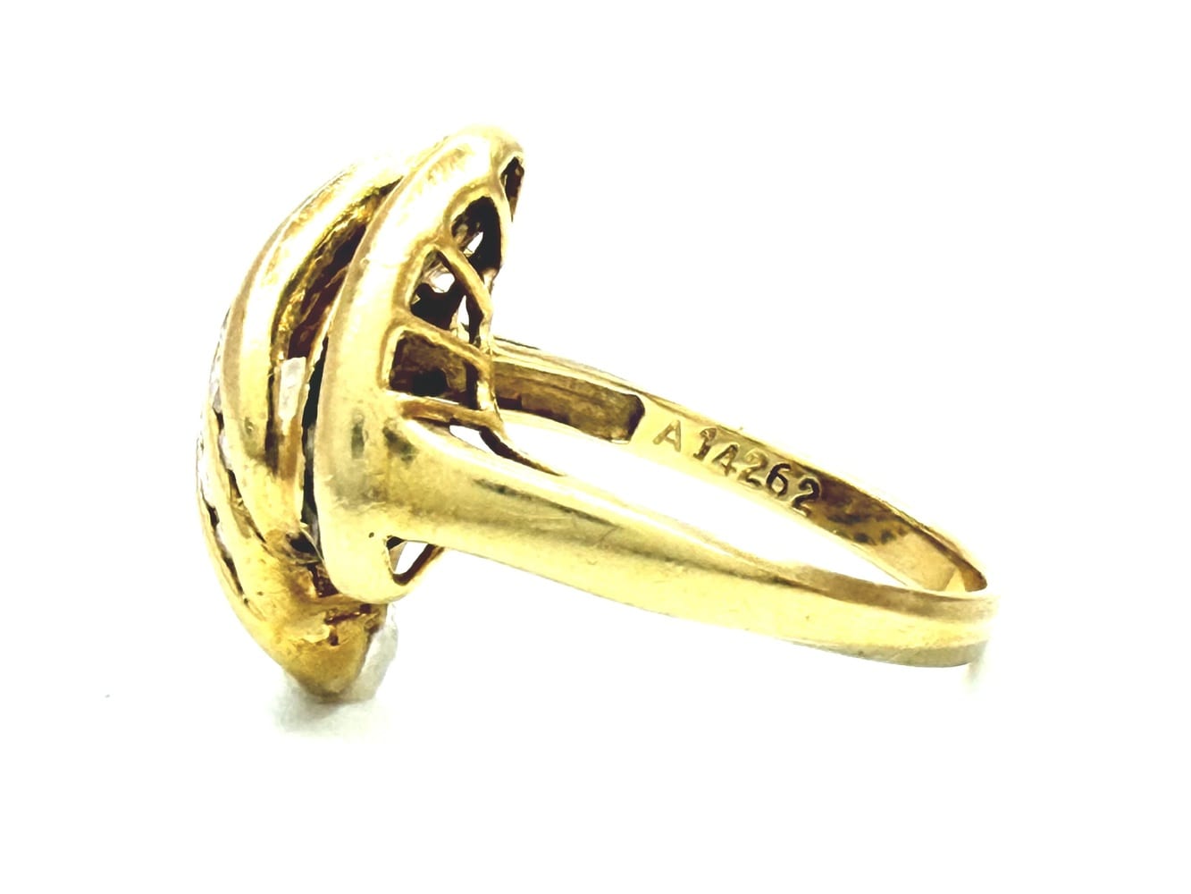 18K Yellow Gold Diamond & Sapphire Ring 5