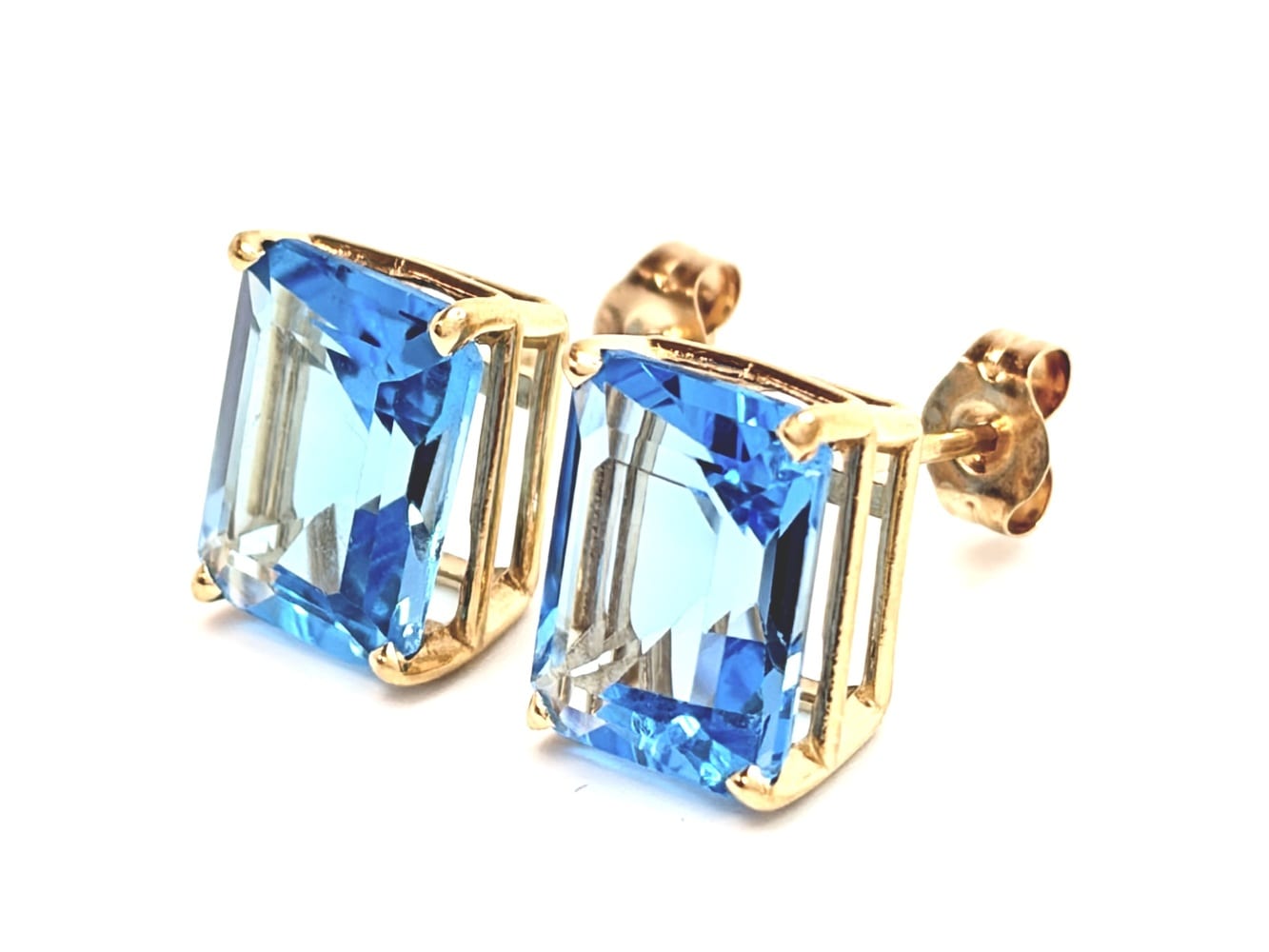 14K Gold Blue Topaz Stud Earrings 2
