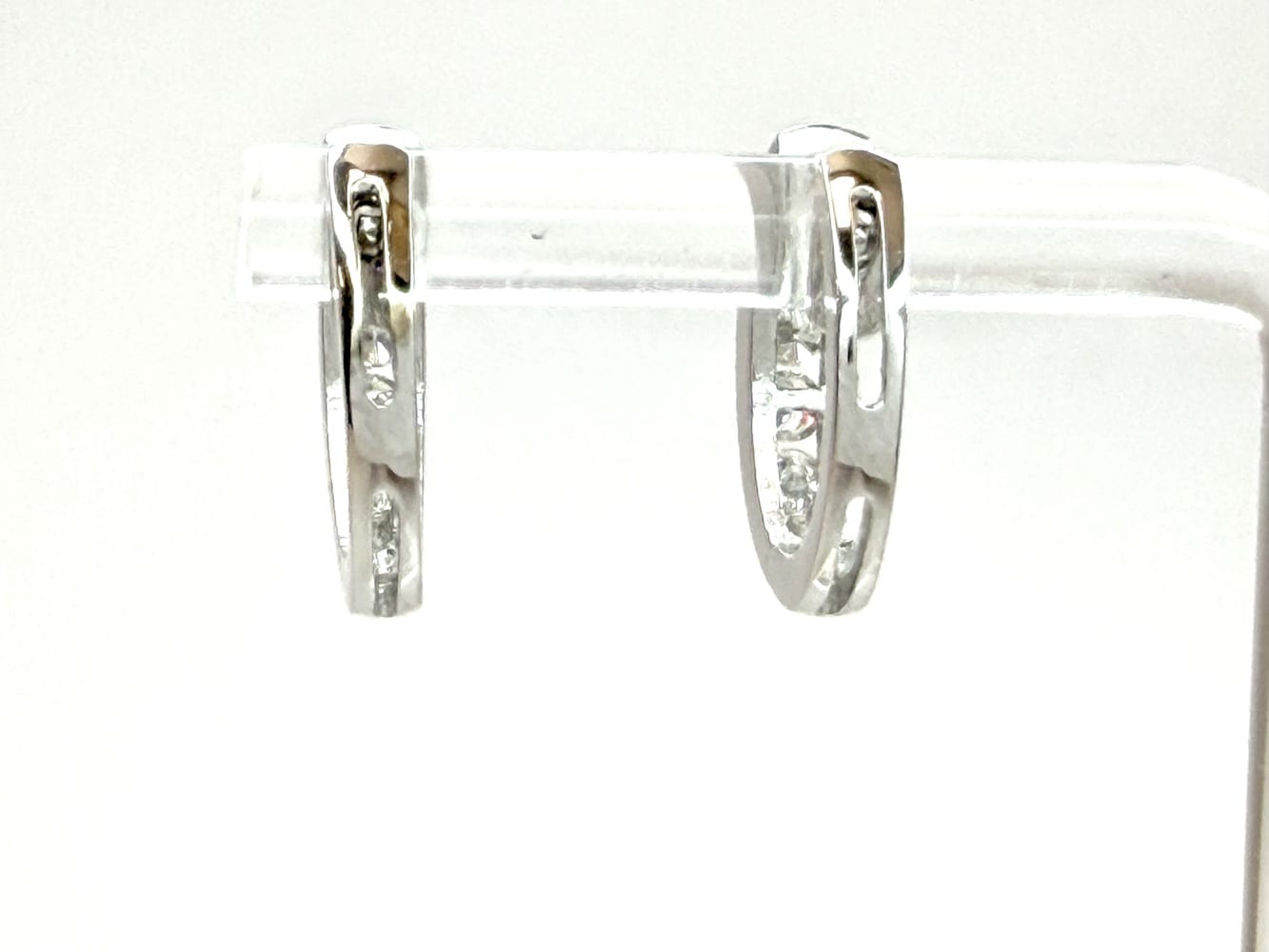 14K White Gold Diamond Hoop Earrings 4